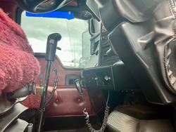 2010 Kenworth T402 Special Build See Spec Cond Hyd $72275+Gst KENWORTH T402 DAY CAB