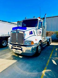 2010 Kenworth T402 Special Build See Spec Cond Hyd $72275+Gst KENWORTH T402 DAY CAB