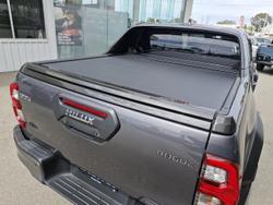 2025 Toyota
Hilux Rogue 48V