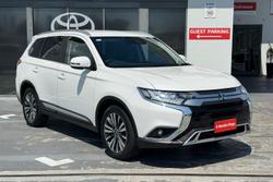 2020 Mitsubishi Outlander LS