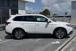 2020 Mitsubishi Outlander LS