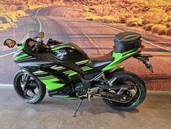 2017 Kawasaki Ninja 300 ABS (EX300B) Ninja Green