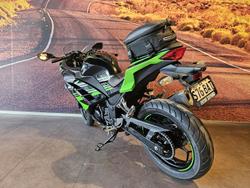 2017 Kawasaki Ninja 300 ABS (EX300B) Ninja Green