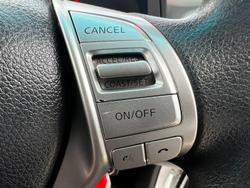 2015 Nissan Navara RX