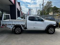 2015 Nissan Navara RX