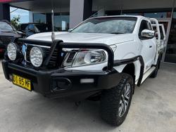 2015 Nissan Navara RX