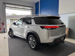 2023 Nissan Pathfinder Ti
