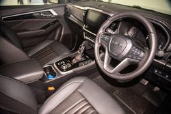 2025 Isuzu MU-X X-TERRAIN