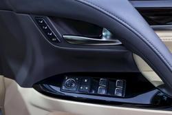 2017 Lexus LX 570 URJ201R 4X4 Dual Range White Pearl