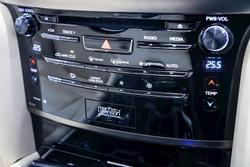 2017 Lexus LX 570 URJ201R 4X4 Dual Range White Pearl