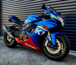 Suzuki GSX-R750