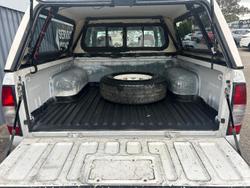 2005 Nissan Navara DX D22 MY03 4X4 Polar White