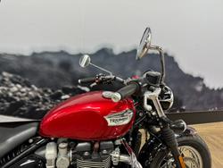 2018 Triumph SPEEDMASTER RED