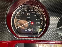 2016 Harley-davidson CVO STREET GLIDE Atomic Red with Candy Apple Flames (Red)