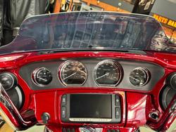 2016 Harley-davidson CVO STREET GLIDE Atomic Red with Candy Apple Flames (Red)