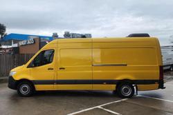 2019 Mercedes-Benz Sprinter 314CDI VS30 Broom Yellow