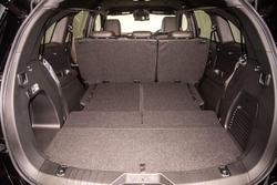 2025 Isuzu MU-X X-TERRAIN