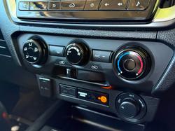 2021 Isuzu D-MAX LS-M