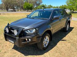 2021 Isuzu D-MAX LS-M