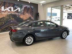 2023 Kia Cerato S