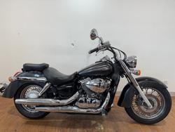 Honda VT400