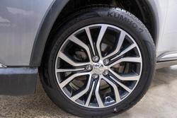 2016 Mitsubishi Outlander LS