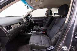 2016 Mitsubishi Outlander LS