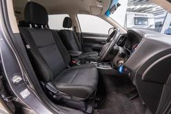 2016 Mitsubishi Outlander LS