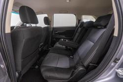 2016 Mitsubishi Outlander LS