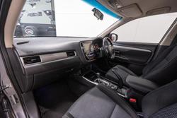 2016 Mitsubishi Outlander LS