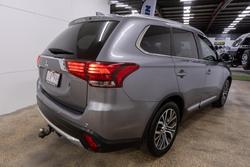 2016 Mitsubishi Outlander LS