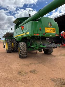 2011 John Deere 9770 Sts GREEN