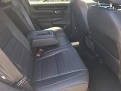 2024 Honda
                CR-V e:HEV RS