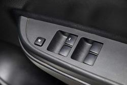 2022 Mitsubishi Triton GLX