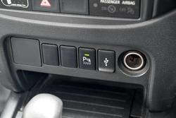 2022 Mitsubishi Triton GLX