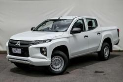 2022 Mitsubishi Triton GLX
