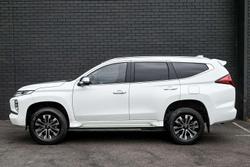 2022 Mitsubishi Pajero Sport GLS