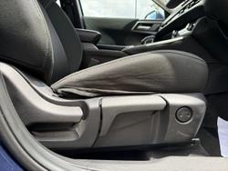 2023 Mitsubishi Outlander ES