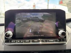 2023 Mitsubishi Outlander ES