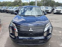 2023 Mitsubishi Outlander ES