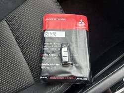 2023 Mitsubishi Outlander ES