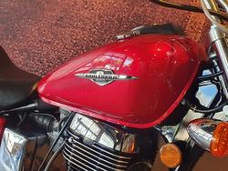 2015 Suzuki Boulevard S40 (LS650) Boulevard Red