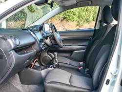 2020 Mitsubishi Mirage ES