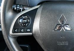 2020 Mitsubishi Mirage ES