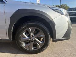 2020 Subaru Outback 2.5i