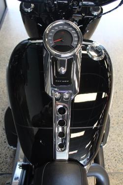 2025 Harley-davidson FLFB FAT BOY (117) VIVID BLACK