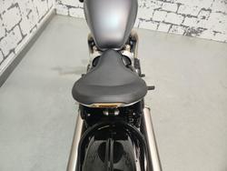 2025 Triumph Bonneville Bobber Bobber Orange