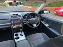 2013 Toyota Camry Hybrid H