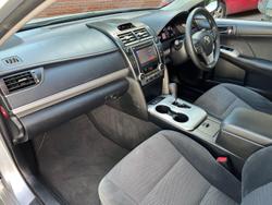 2013 Toyota Camry Hybrid H