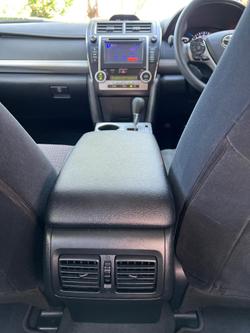 2013 Toyota Camry Hybrid H